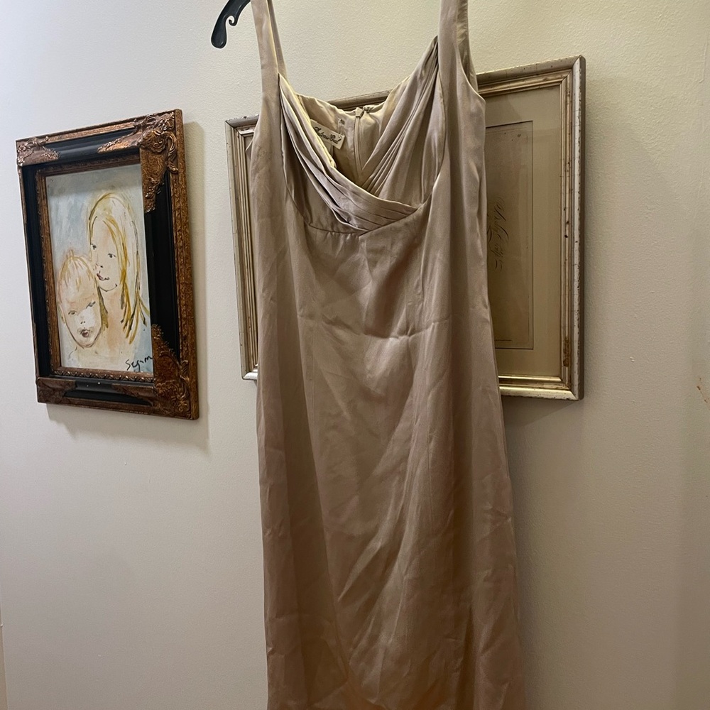 Silk champagne beige sheath Dress sz 8 cocktail glam so flattering